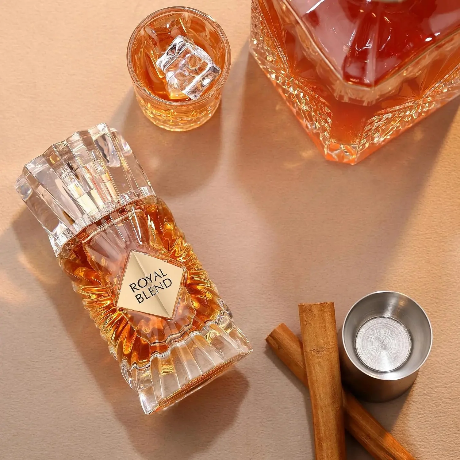 FRENCH AVENUE ROYAL BLEND EXTREIT EXTRAIT DE PARFUM 100ML - miniatura 3