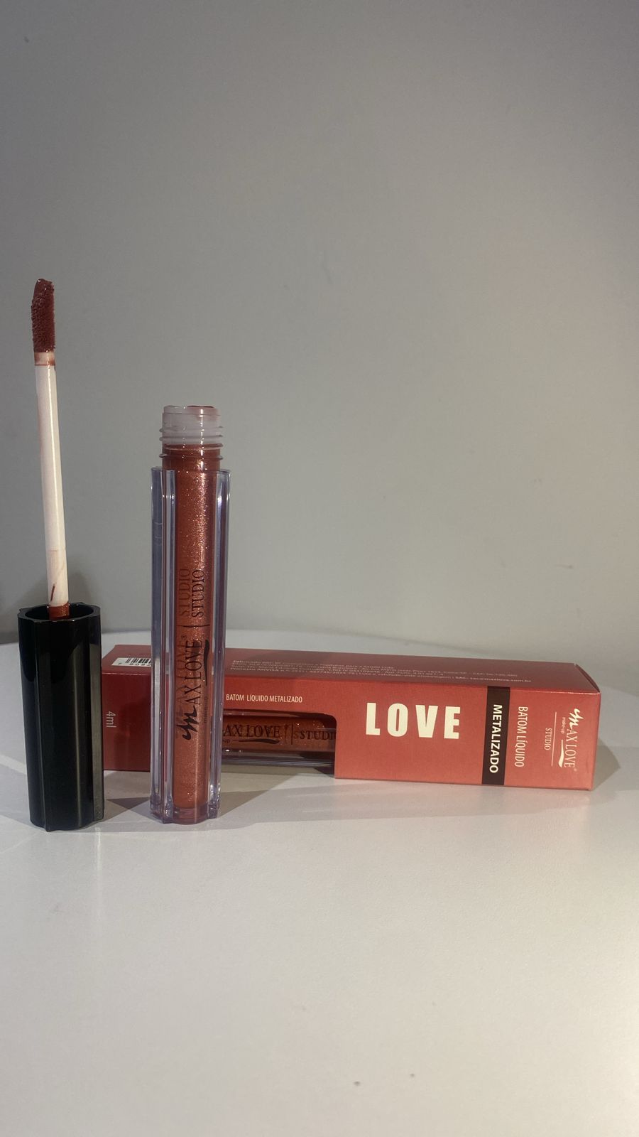 Batom Liquido Metalizado (cor 770 Ao 775) - Max Love Cor:774